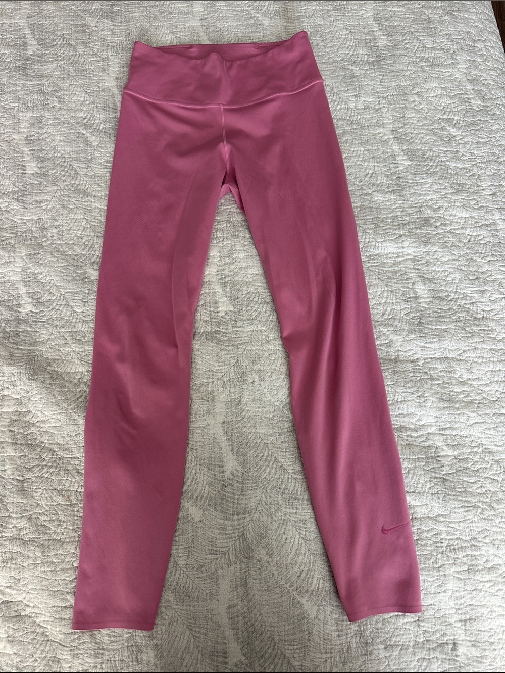 Nike Pink Women's High-Waist Athletic Leggings